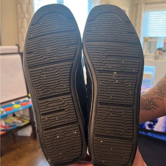 Men’s Gucci Sneakers - Picture 3 of 5